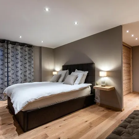 Chalet Bois Dore Chalet